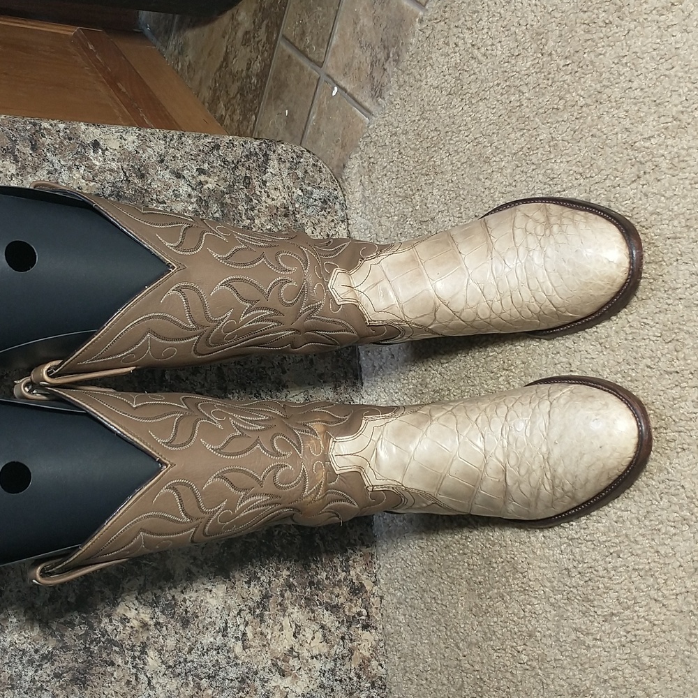 Vintage Dan Post Alligator Flank Cream Size 10.5 D